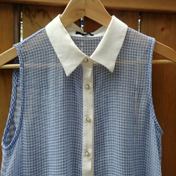 Monteau Sheer Sleeveless Blouse Size S/M - Picture 2 of 3